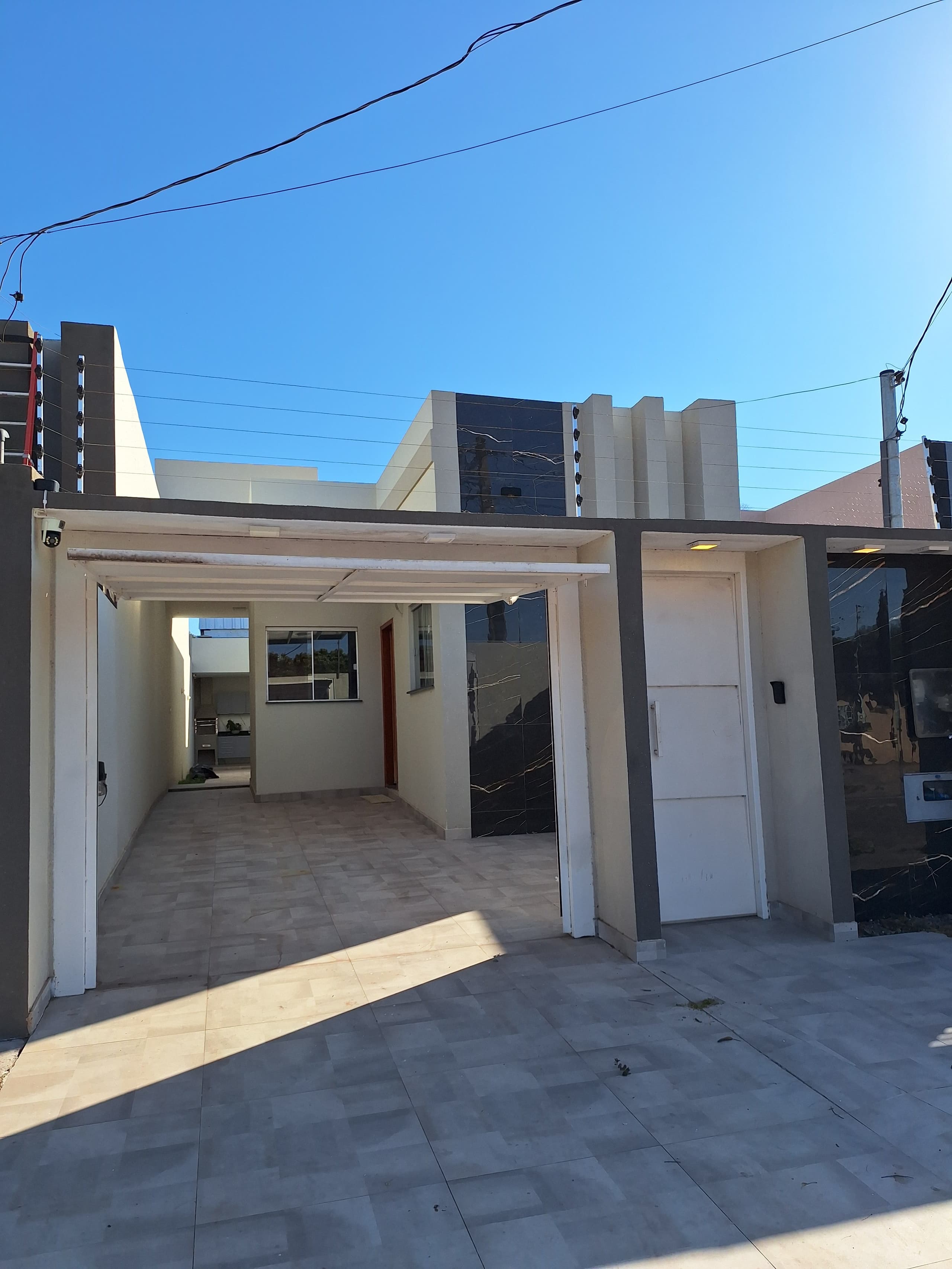 Casa de alto padrão financiavel à venda no bairro Popular Nova em Corumbá