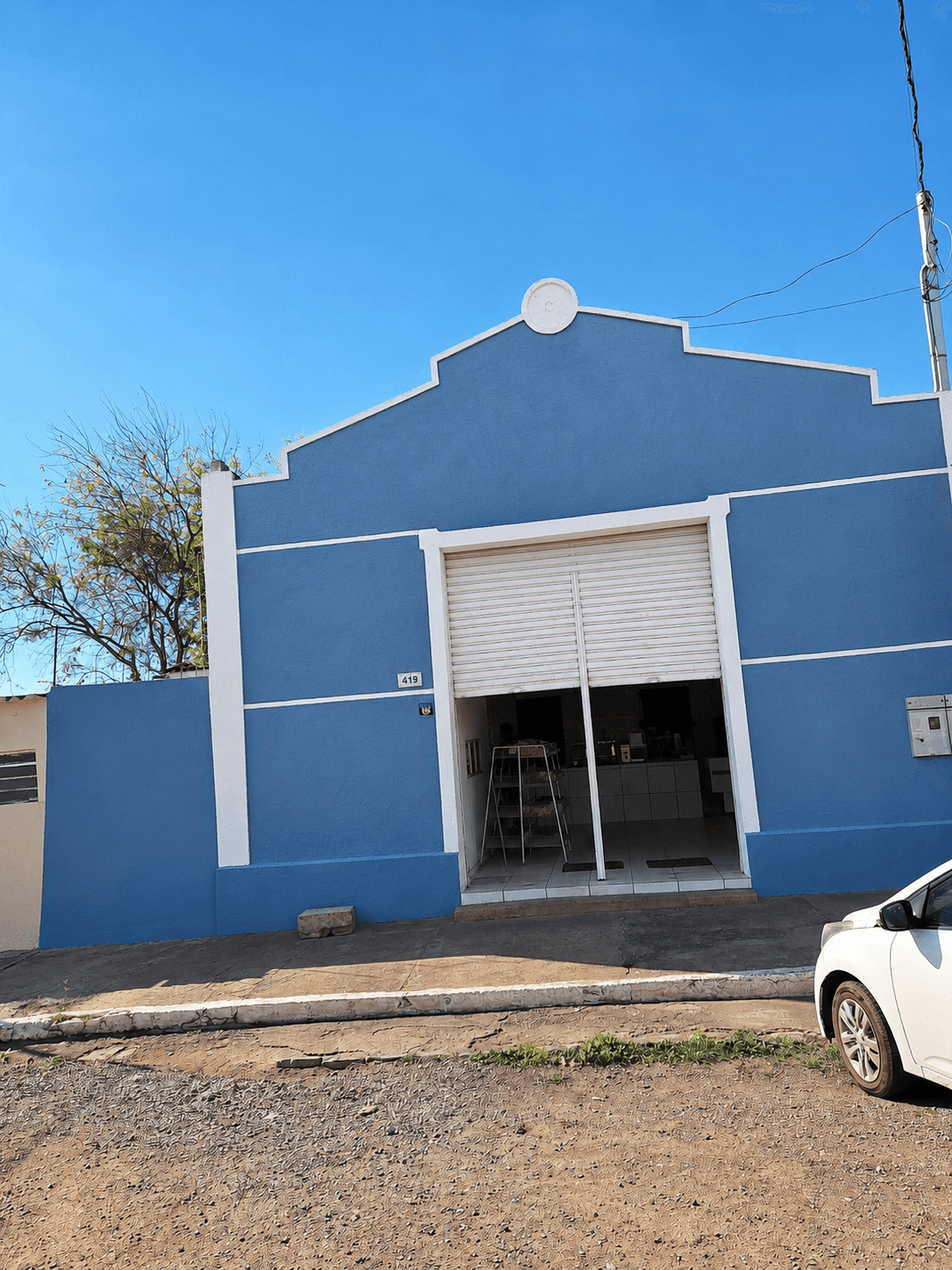 Prédio comercial à venda no Centro de Ladário com grande potencial